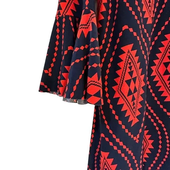 Flirty Pink - Tunic Top with Pink And Navy Blue‎ Designs, Bell Sleeves, Size XL - Picture 4 of 5